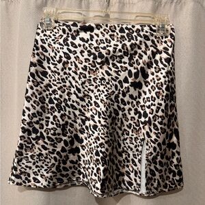 Princess Polly Yates Mini Skirt in Leopard Print with side split size 0